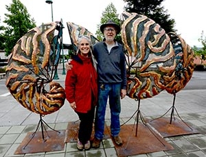 Peter Crompton and Robyn Spencer Crompton with Nautilus Shells